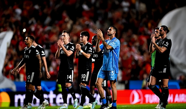 九游体育APP包含欧超杯今晚走向成谜；本菲卡主帅复盘；底气十足；控场能力受关注的词条