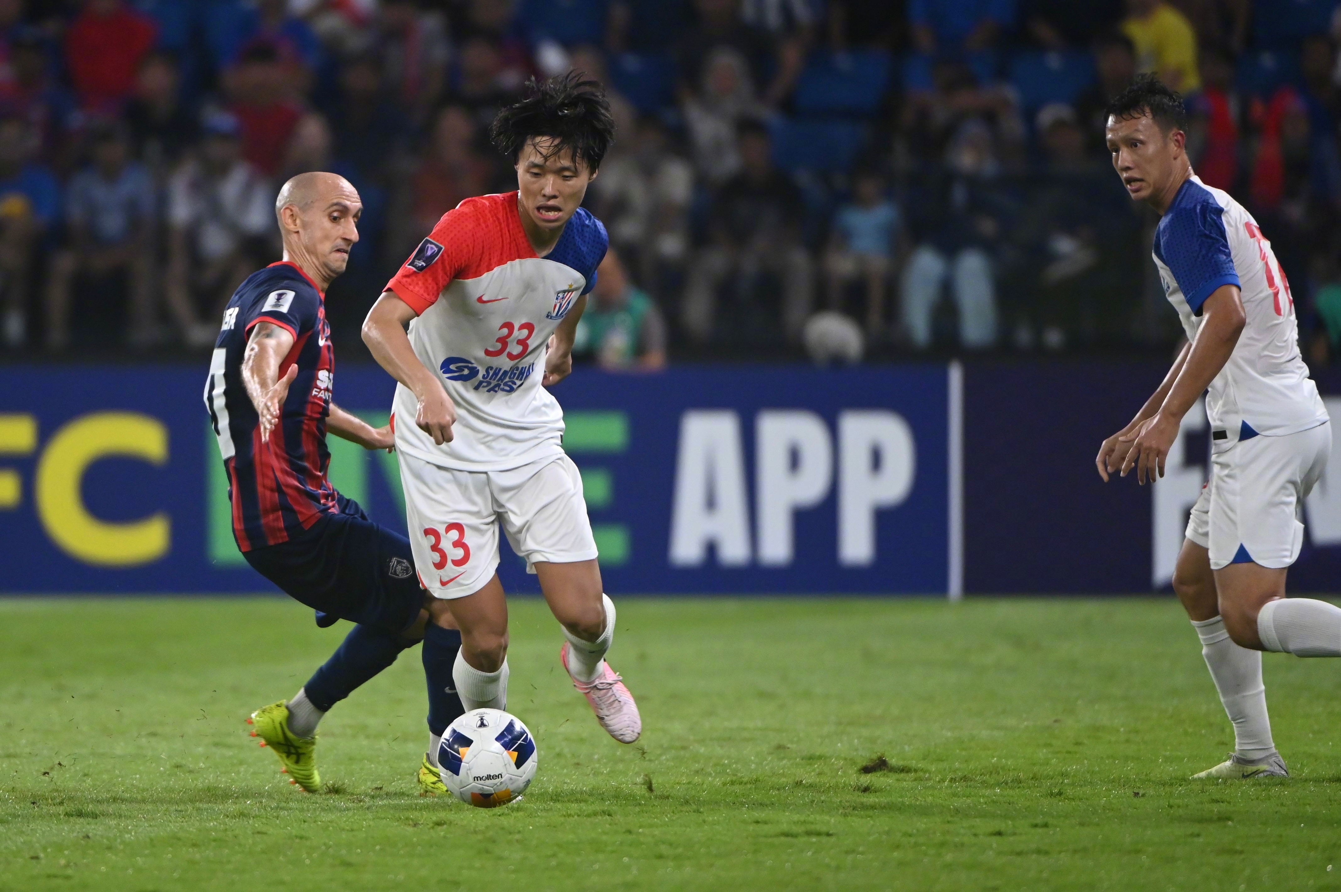 关于窗口期拉齐奥备战亚冠；远射贴柱细节曝光；信心回归；细节决定成败的信息